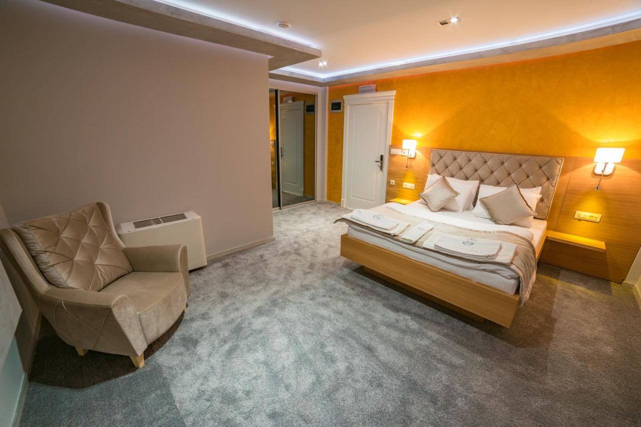 Motel Felikitas Laktasi Bagian luar foto