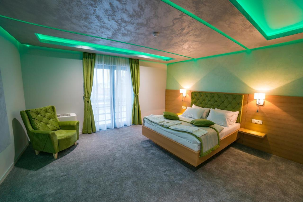 Motel Felikitas Laktasi Bagian luar foto