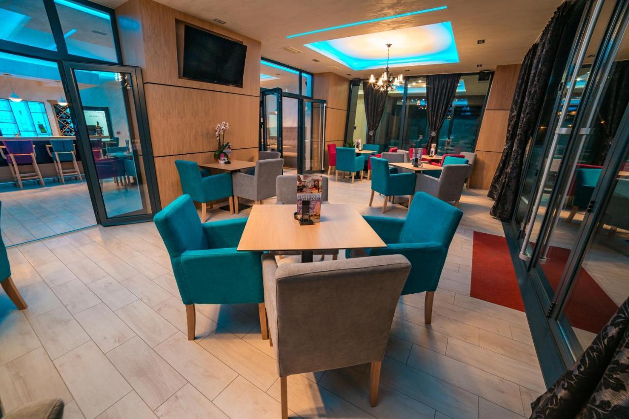 Motel Felikitas Laktasi Bagian luar foto