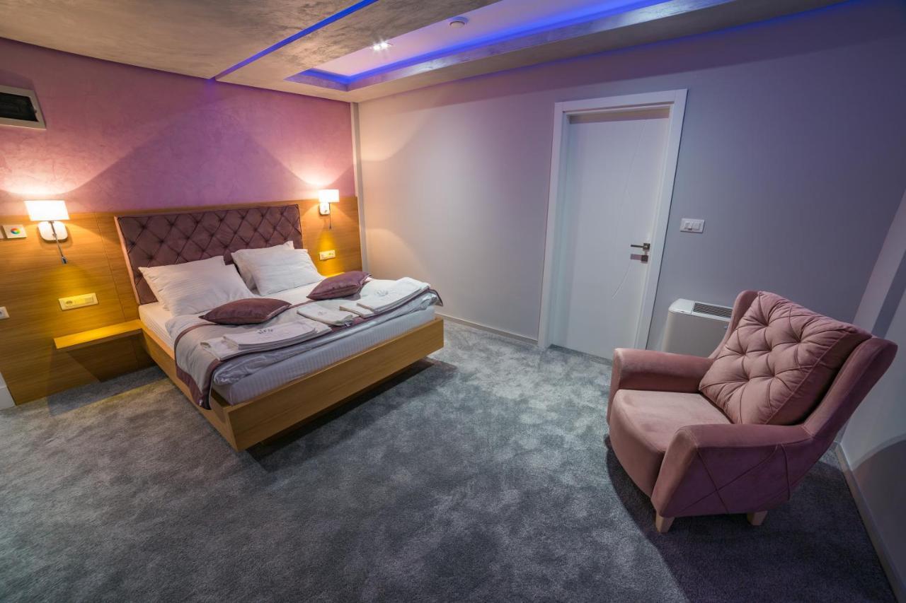 Motel Felikitas Laktasi Bagian luar foto