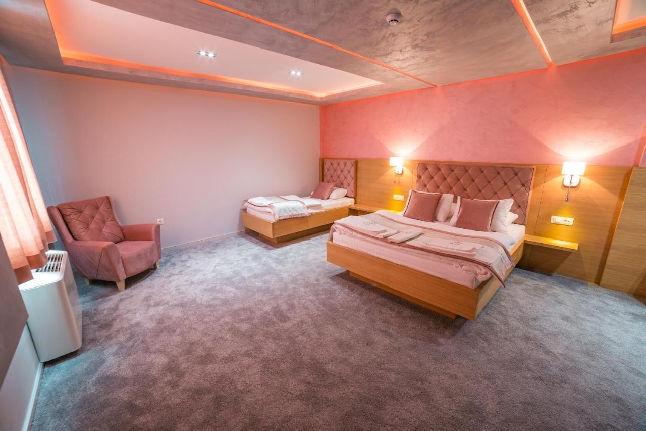 Motel Felikitas Laktasi Bagian luar foto