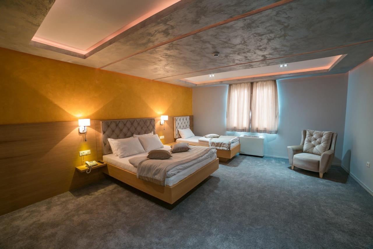 Motel Felikitas Laktasi Bagian luar foto