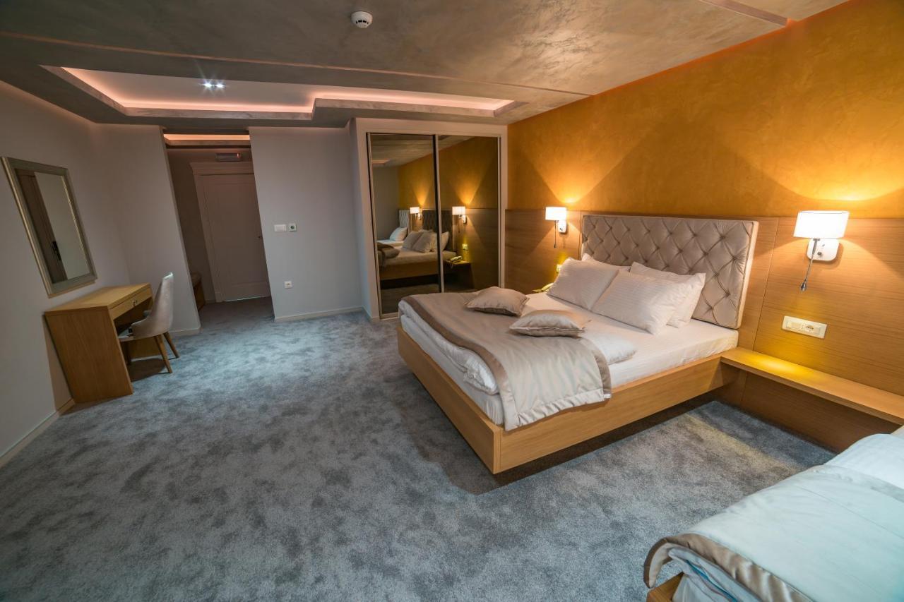Motel Felikitas Laktasi Bagian luar foto