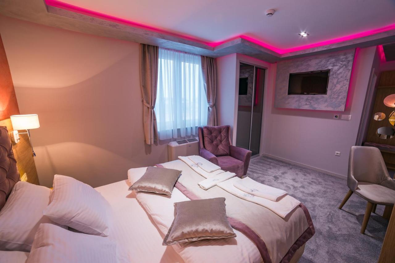 Motel Felikitas Laktasi Bagian luar foto